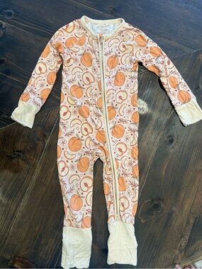 In My Jammers Bamboo Peaches Sleeper Size 18/24 Month